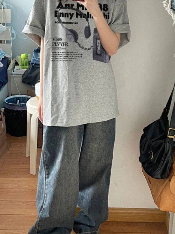 Women’s Oversized Retro Headphone Graphic T-Shirt - garment view