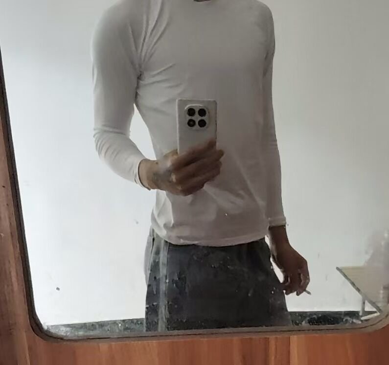 Men’s Long Sleeve Compression Shirt Base Layer - Image 2