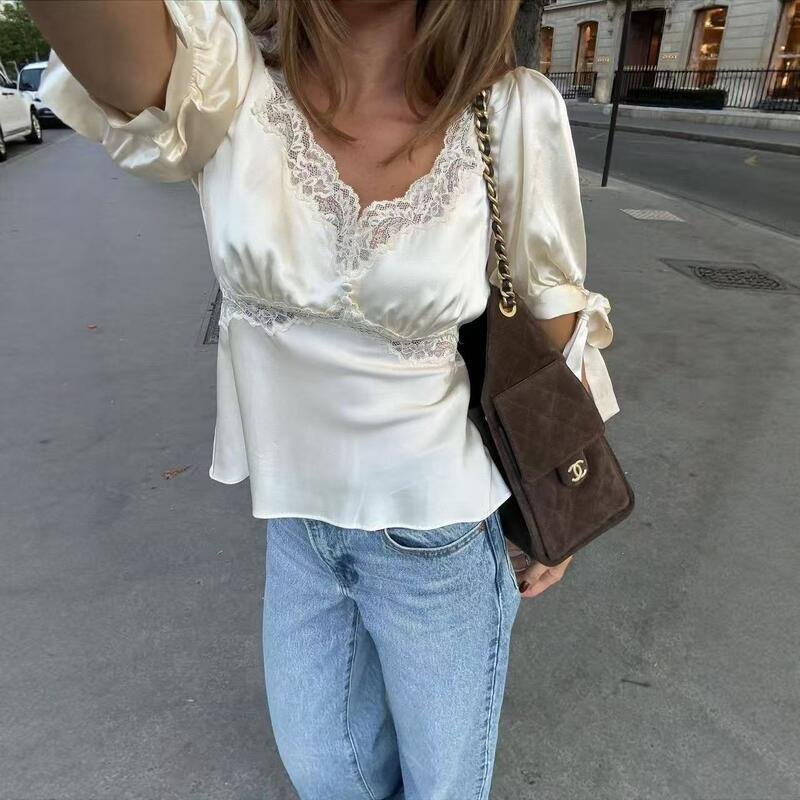 Women’s Lace Trim Puff Sleeve Blouse